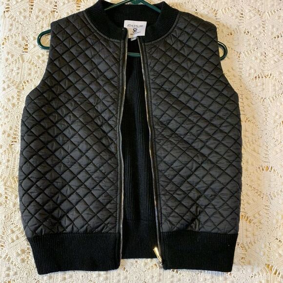 Athleisure Sioni (S) Vest - Black Knit Criss Cross Stitching Winter Chic Zip Up - Picture 3 of 6